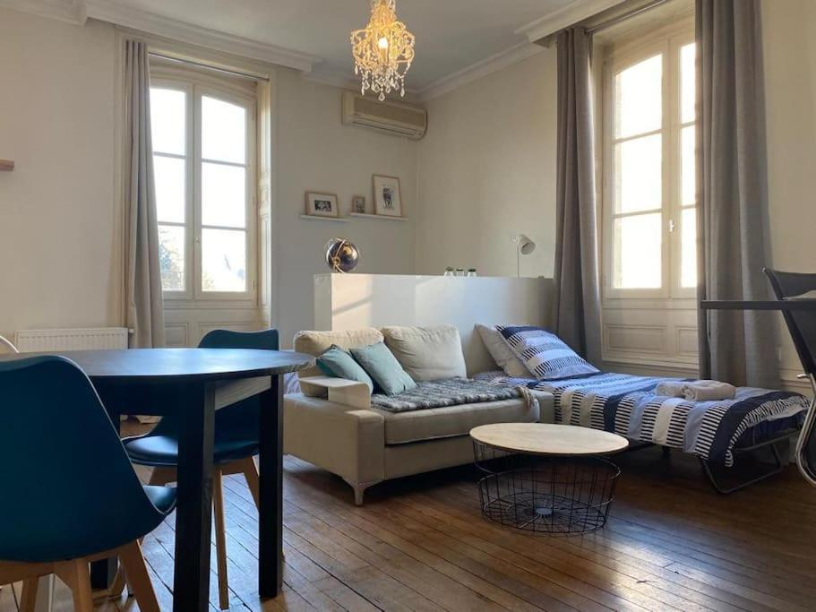 #Le Maitre Du Navire - Grand Studio - Hyper Centre Apartment Brive-la-Gaillarde Ngoại thất bức ảnh